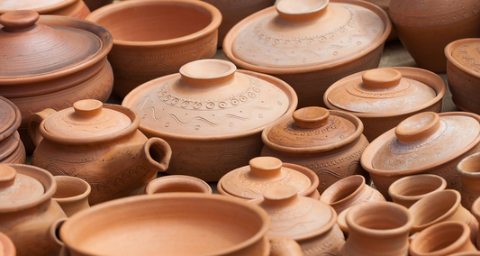 The history of stoneware and its evolution in modern kitchens